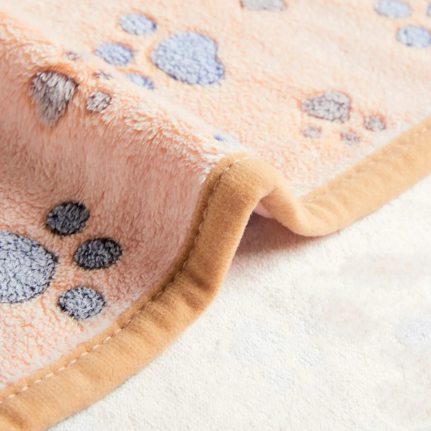 Allisandro Luxurious Dog Blanket, 350 GSM Super Fuzzy Microplush Fleece Pet Blankets for Small Medium Large Dogs and Cats, Brown, 32 x 24 Inches