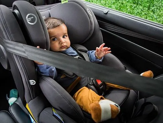 Britax Safe-n-Sound B-First ifix Car Seat
