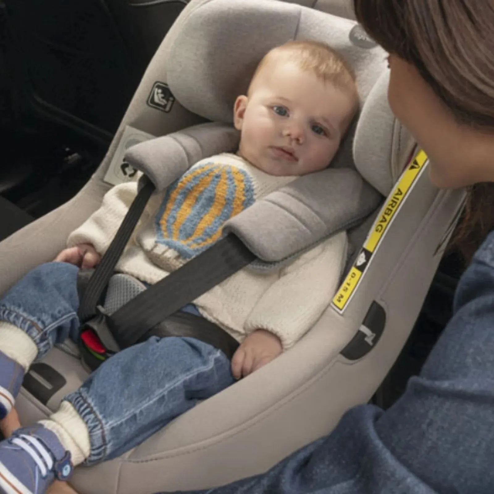 Inglesina Darwin Next Stage i-Size Car Seat - Vulcan Black