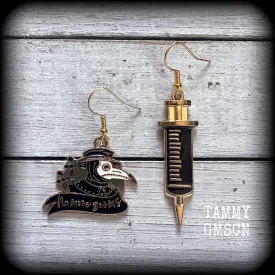 Plague Doctor and syringe earrings-Halloween plague mask earrings
