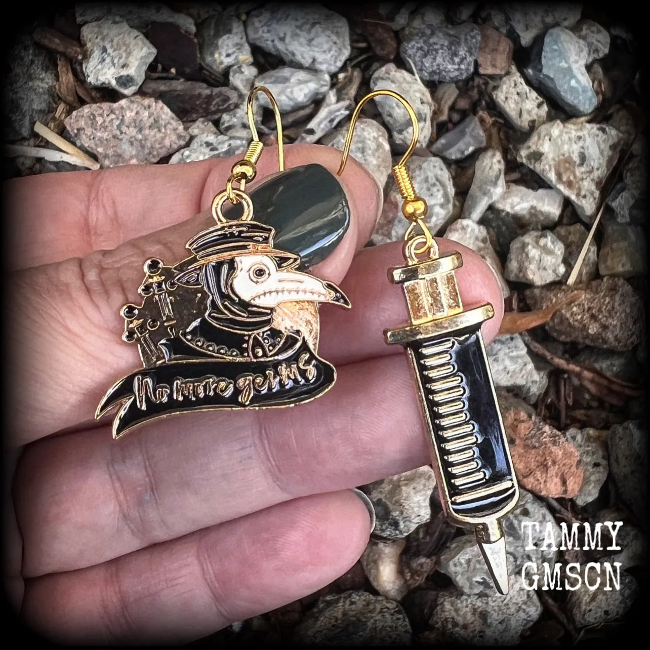 Plague Doctor and syringe earrings-Halloween plague mask earrings